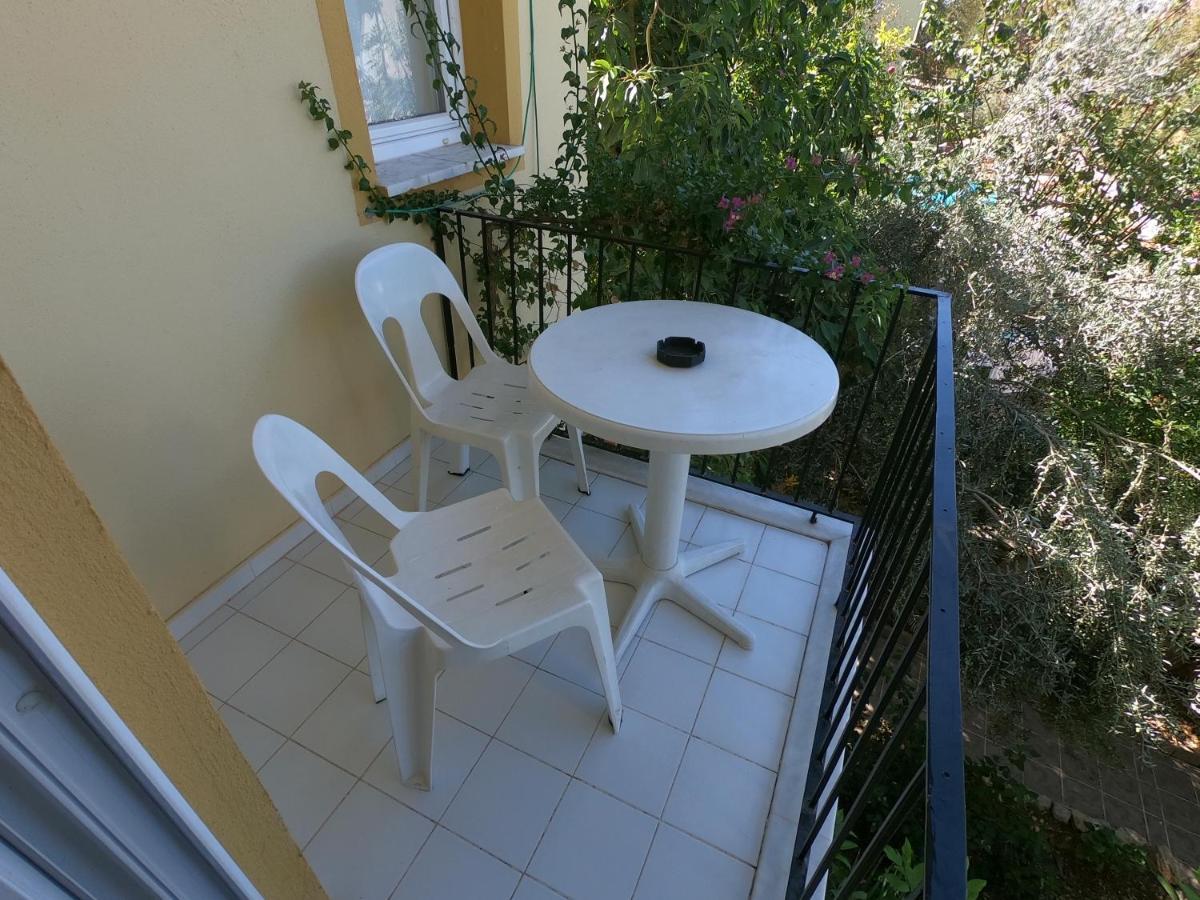 Sarihan Apart Otel Олудениз Экстерьер фото